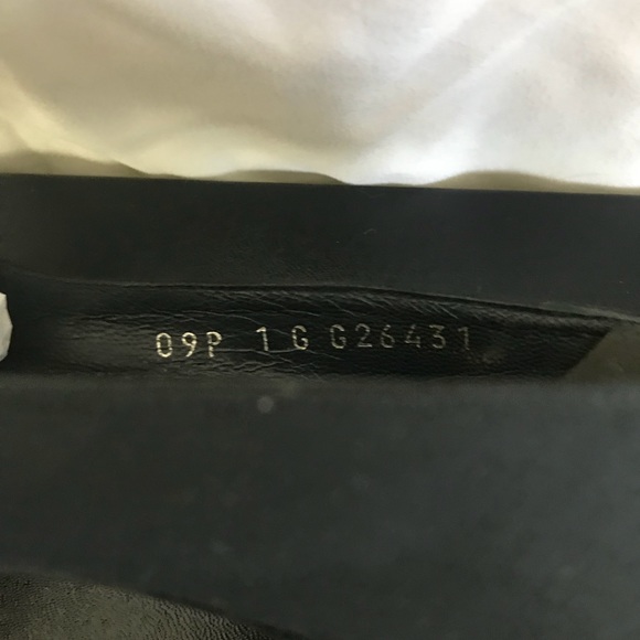 Chanel 31/2”heelBlack quilted lather size6(36) - Picture 4 of 8